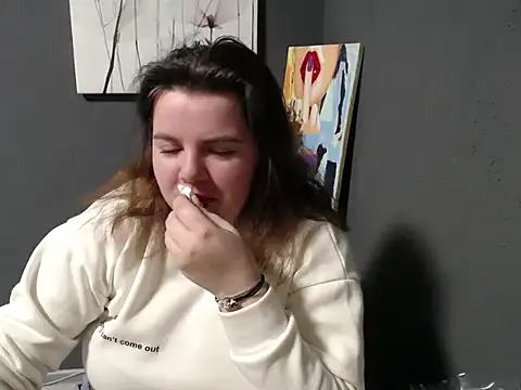 so shy online show from 03-22-25, 10:28