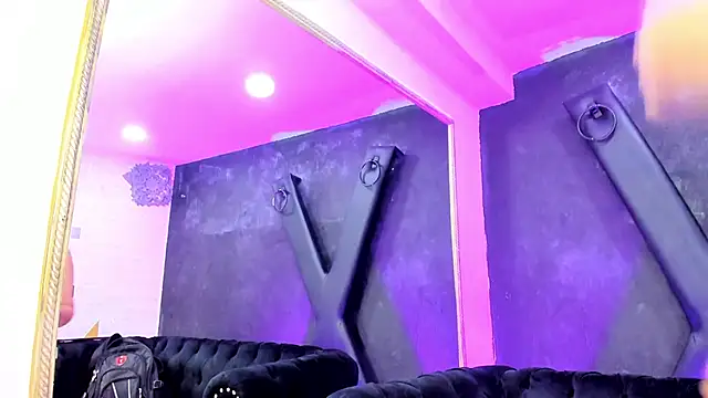 Snapshot of DarlingBDSM_ chatting on 11-20-25, 01:00 DarlingBDSM online show from 11-20-25, 01:00