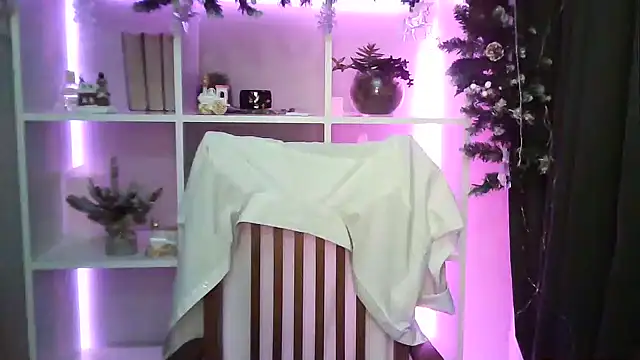 Snapshot of X_Alisa chatting on 01-16-25, 07:31 X Alisa online show from 01-16-25, 07:31