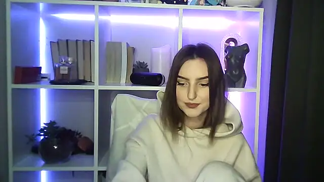 Snapshot of X_Alisa chatting on 11-24-25, 07:24 X Alisa online show from 11-24-25, 07:24