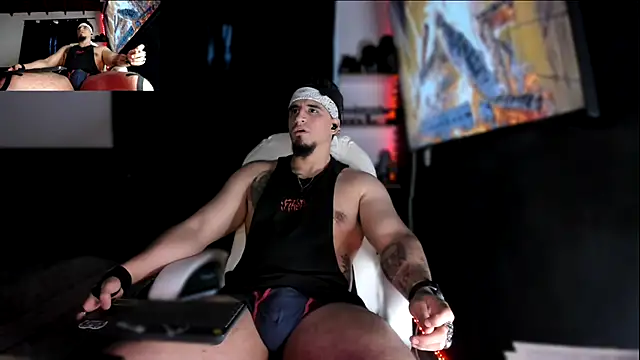 Snapshot of kingbear777 chatting on 12-03-24, 04:50 kingbear777 online show from 12-03-24, 04:50