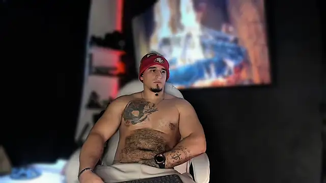 Snapshot of kingbear777 chatting on 12-17-24, 12:22 kingbear777 online show from 12-17-24, 12:22