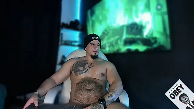 Snapshot of kingbear777 chatting on 02-18-25, 12:04 kingbear777 online show from 02-18-25, 12:04