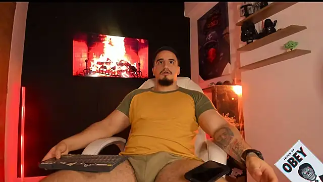 Snapshot of kingbear777 chatting on 09-14-25, 10:42 kingbear777 online show from 09-14-25, 10:42