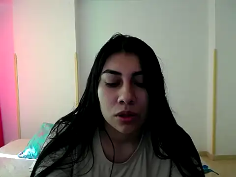 Snapshot of _katerin_love1 chatting on 12-15-25, 03:05 katerin love1 online show from 12-15-25, 03:05