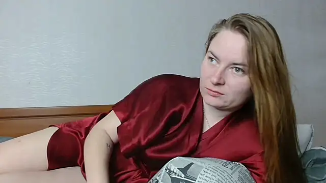 Snapshot of ElenaMaeer chatting on 01-22-25, 07:25 ElenaMaeer online show from 01-22-25, 07:25