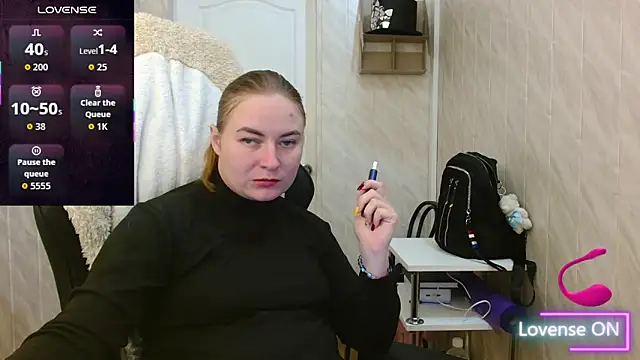 Snapshot of ElenaMaeer chatting on 11-12-25, 08:26 ElenaMaeer online show from 11-12-25, 08:26