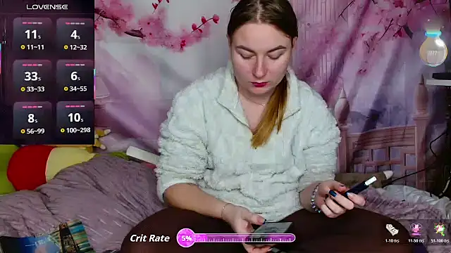 Snapshot of ElenaMaeer chatting on 12-15-25, 02:54 ElenaMaeer online show from 12-15-25, 02:54