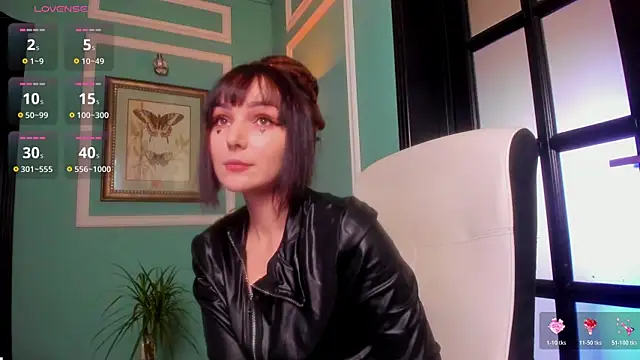 1Munique online show from 11-24-25, 11:10