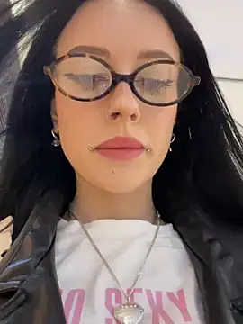 Melissa crazy online show from 12-15-24, 03:09