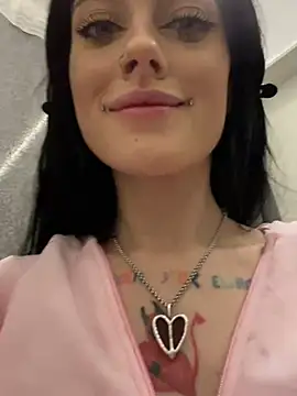 Melissa crazy online show from 12-22-24, 06:15