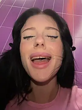 Melissa crazy online show from 12-26-24, 06:22