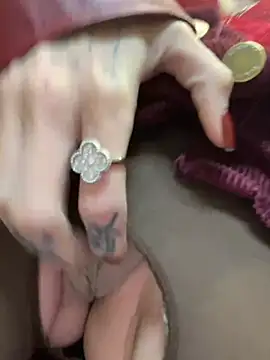 Melissa crazy online show from 12-28-24, 04:09