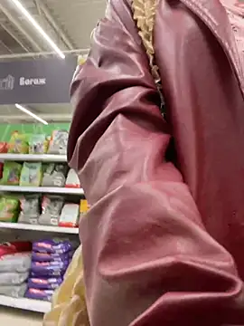 Melissa crazy online show from 01-10-25, 03:16