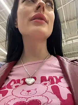 Melissa crazy online show from 01-17-25, 03:22