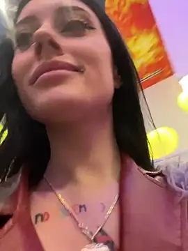 Melissa crazy online show from 01-17-25, 06:23