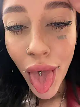 Melissa crazy online show from 03-17-25, 03:07