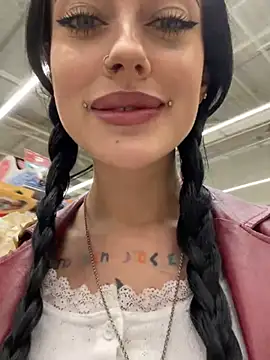 Melissa crazy online show from 03-22-25, 03:09