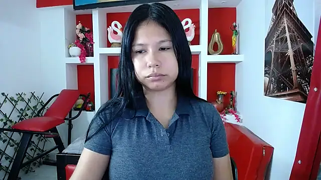 Letty Plugxo online show from 09-23-25, 12:08