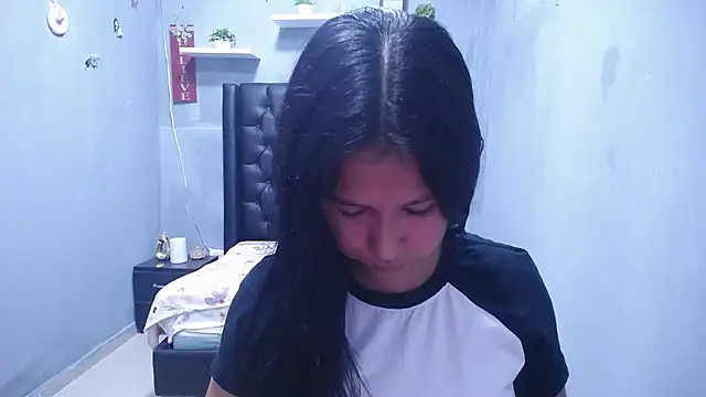 Letty Plugxo online show from 03-10-26, 01:27