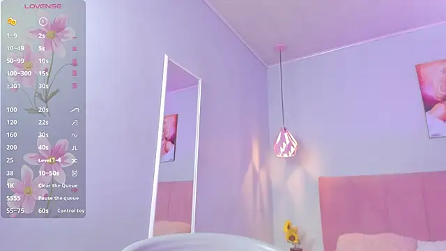 ScarletGV online show from 01-31-25, 01:43