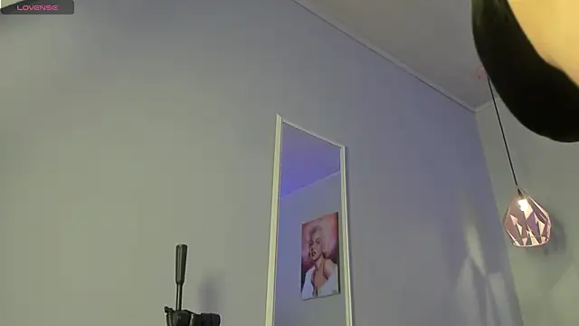 ScarletGV online show from 03-30-26, 04:24