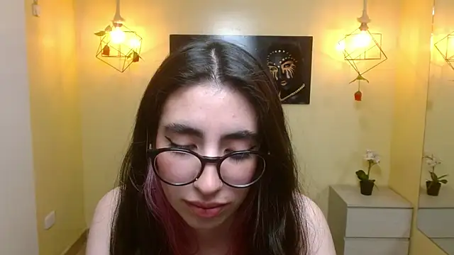 LenaRoses online show from 03-22-25, 10:37