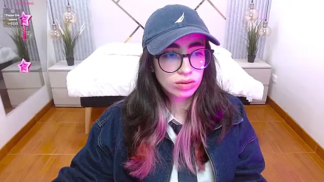 LenaRoses online show from 11-08-25, 01:22