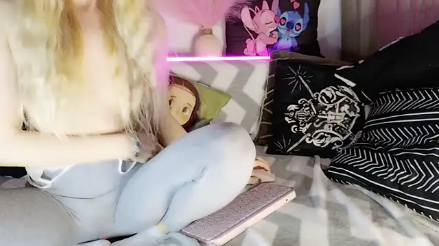 nicollewetpussy online show from 02-21-25, 02:39