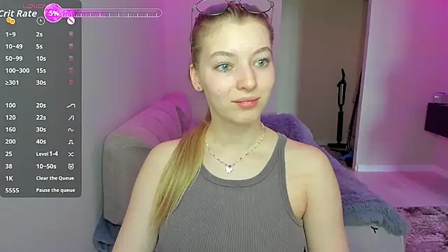 Snapshot of Drive-Crazy- chatting on 04-12-26, 04:39 Drive-Crazy- online show from 04-12-26, 04:39