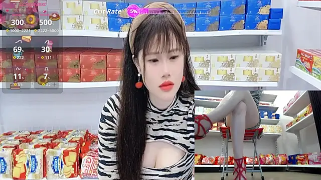 Snapshot of _7Eleven_ chatting on 06-21-26, 01:46 7Eleven online show from 06-21-26, 01:46
