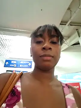 Snapshot of HanaThompson chatting on 01-25-25, 03:20 HanaThompson online show from 01-25-25, 03:20