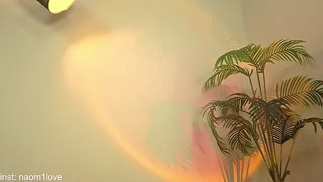 Naomi Girly online show from 12-13-25, 07:53