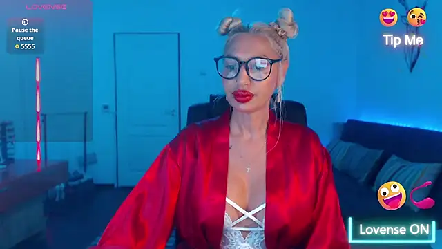 beauty chl0e online show from 09-10-25, 07:03