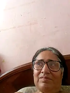  candi online show from 03-20-25, 04:31