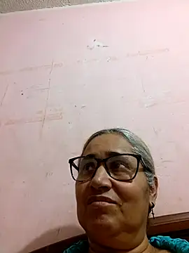  candi online show from 09-25-25, 11:52