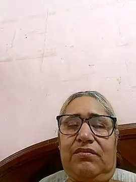  candi online show from 10-26-25, 11:49