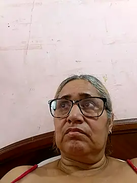  candi online show from 11-13-25, 06:51