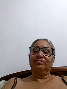  candi online show from 04-15-26, 03:57