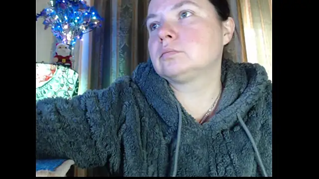 amorelara online show from 10-13-25, 08:36