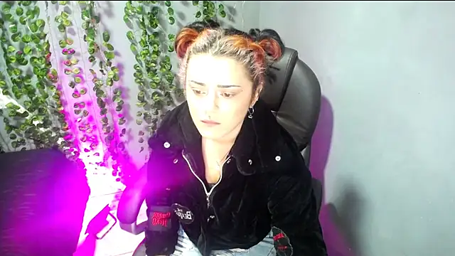 Snapshot of Alaska_atm chatting on 12-26-24, 08:42 Alaska atm online show from 12-26-24, 08:42