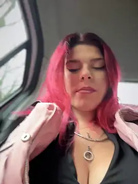 RiriRoseey online show from 12-03-25, 08:45