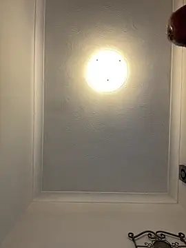 Snapshot of Shyboy817 chatting on 10-27-25, 04:11 Shyboy817 online show from 10-27-25, 04:11