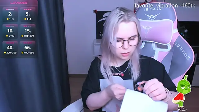 miray kuriyama123 online show from 01-13-26, 08:36