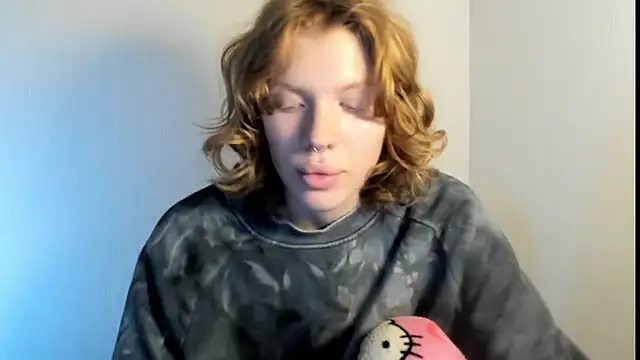 Snapshot of StellaDavis chatting on 10-16-25, 09:10 StellaDavis online show from 10-16-25, 09:10