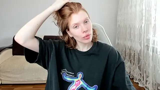 Snapshot of StellaDavis chatting on 04-27-26, 11:08 StellaDavis online show from 04-27-26, 11:08