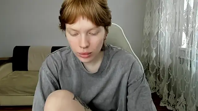 Snapshot of StellaDavis chatting on 06-02-26, 08:38 StellaDavis online show from 06-02-26, 08:38