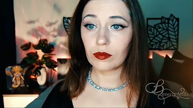 Snapshot of MissBeverlyMills chatting on 02-05-25, 03:20 MissBeverlyMills online show from 02-05-25, 03:20