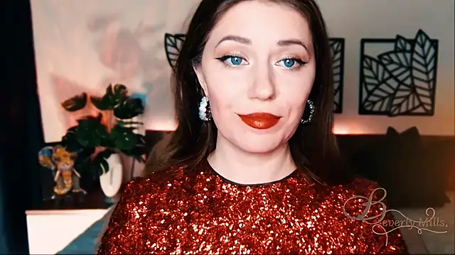 Snapshot of MissBeverlyMills chatting on 02-24-25, 08:27 MissBeverlyMills online show from 02-24-25, 08:27