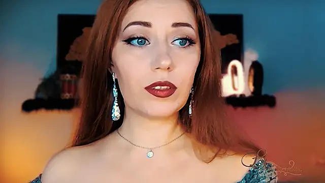 Snapshot of MissBeverlyMills chatting on 11-29-25, 06:05 MissBeverlyMills online show from 11-29-25, 06:05